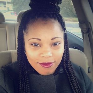 Meet your Posher, Nekia